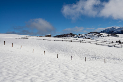 南泰洛雪道风景冬季旅行欧洲
