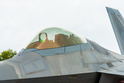 F-22猛禽战斗机轰炸机