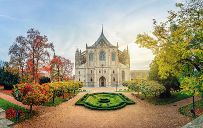 Czechia Kutna赫拉。圣巴巴拉大教堂的日出
