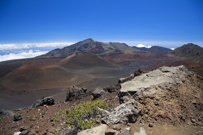 哈雷阿卡拉火山口