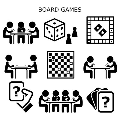 棋类游戏，人们在纸牌和国际象棋或在桌子上的矢量图标设置，有趣的活动，而呆在家里与朋友和家人