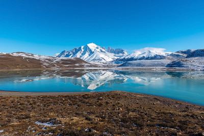 Torres del Paine Reflection，巴塔哥尼亚，智利