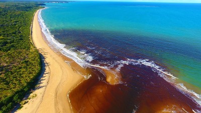 Caraíva海滩鸟瞰图，塞古罗港，巴伊亚，巴西