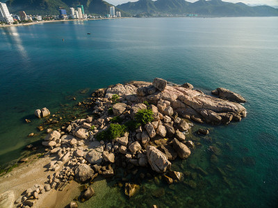 汉庄石花园是芽庄热门旅游景点。越南