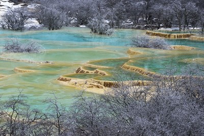 黄龙的冬季景色