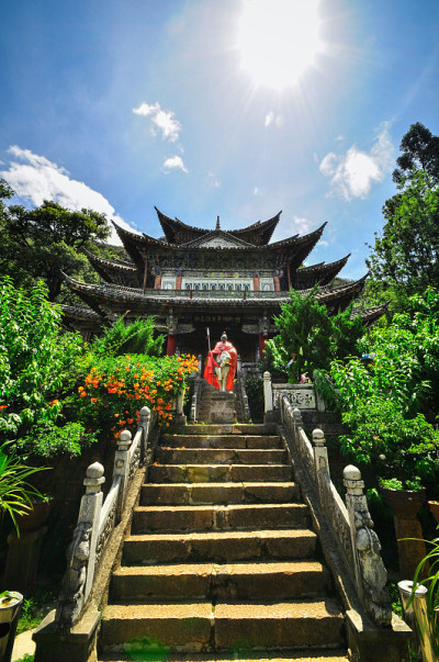 中国丽江古城的街道和建筑