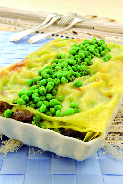 兔肉绿豌豆烤宽面条(档案馆收藏)
