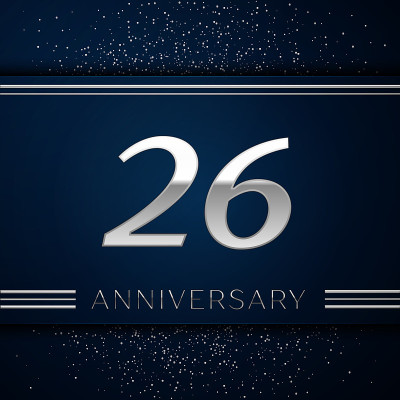 现实的26周年庆典。蓝色背景上的银色数字和银色纸屑。彩色矢量模板元素为您的生日派对