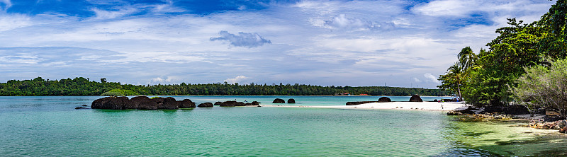 美丽的热带岛屿koh Kham，白色沙滩与火山岩石，靠近koh Mak，泰国