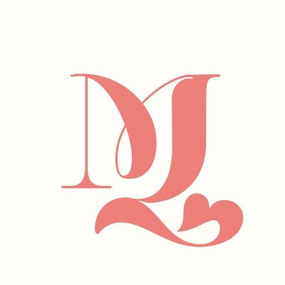 字母M标志。装饰字母最初。粉红色的彩色插图。