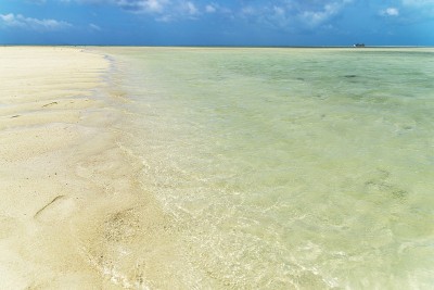 孔多伊海滩（竹岛），冲绳