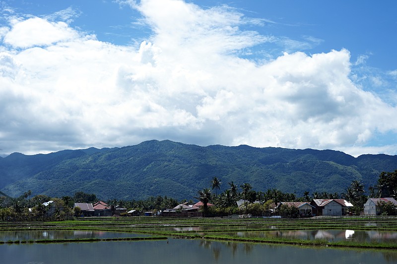 山地景观与云景