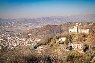 Montecchio Maggiore(维琴察，意大利)的山。