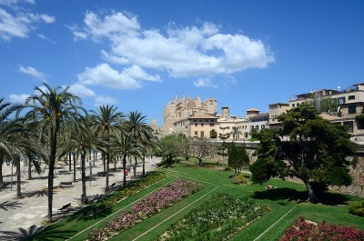 Paseo Dalt Murada大教堂的外观