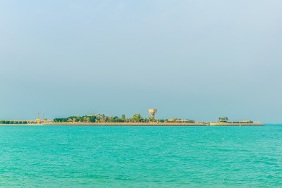 在科威特填海土地上建造的绿岛公园。