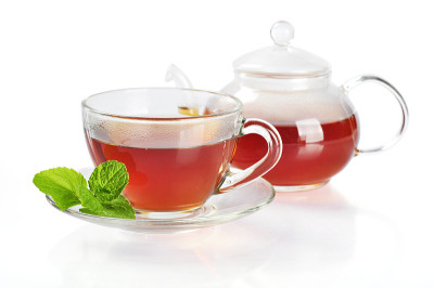 用茶壶喝茶