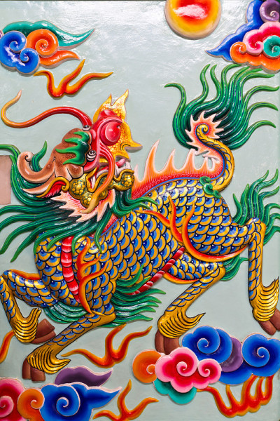 中式雕塑艺术，麒麟童话动物