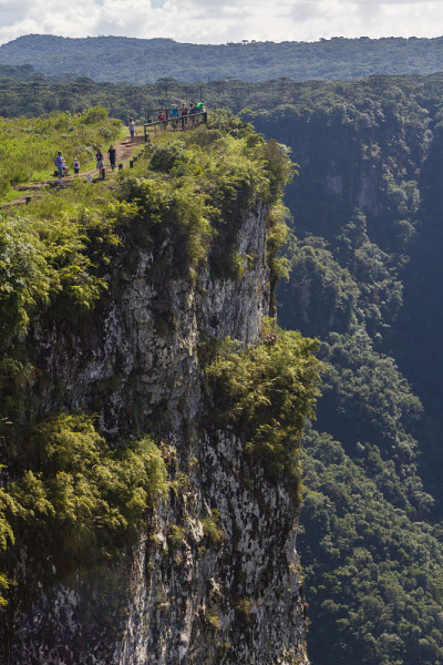 通往Itaimbezinho峡谷的小径