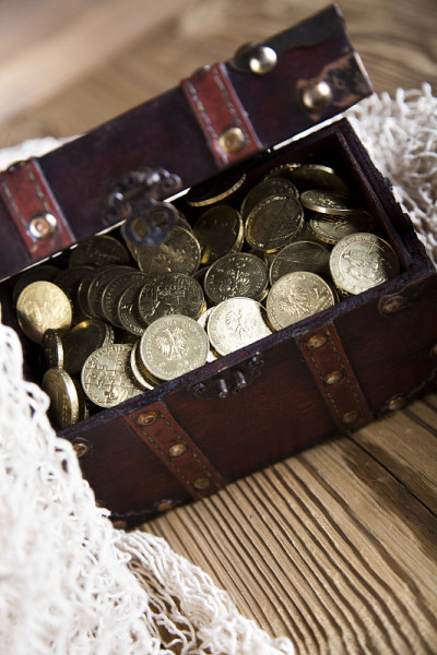 10、宝箱上金，壳上网