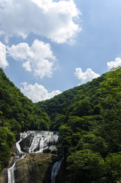 瀑布