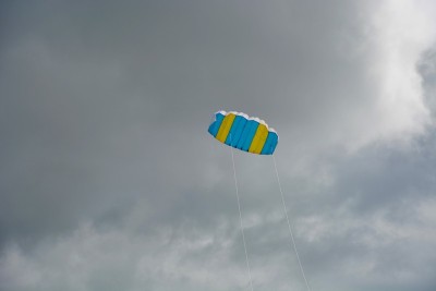 风筝在空中