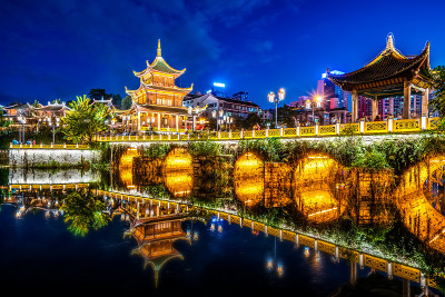 古建筑桥夜景