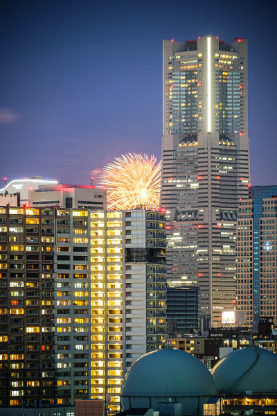 港人未来镇景和烟花