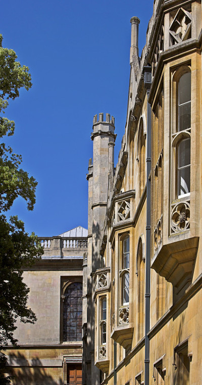 剑桥大学,英国