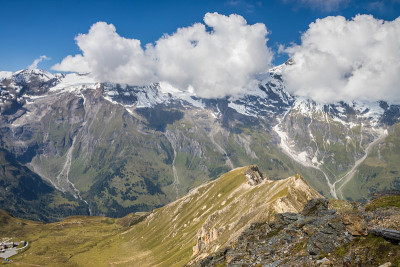 阿尔卑斯山的山路
