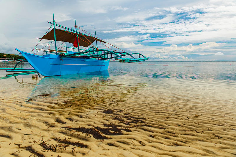 蓝色canoe-sipalay-philippines