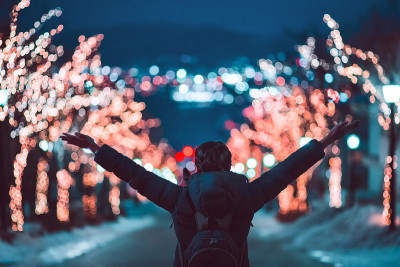 冬季旅行的女人