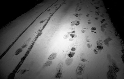 脚印在雪地