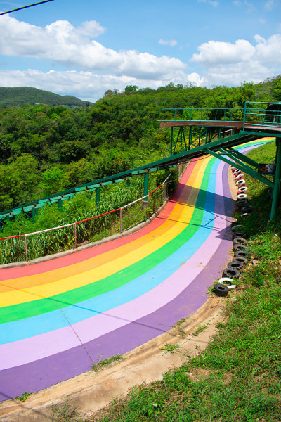彩虹路