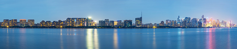 夜晚，杭州金融区天际线，中国浙江省