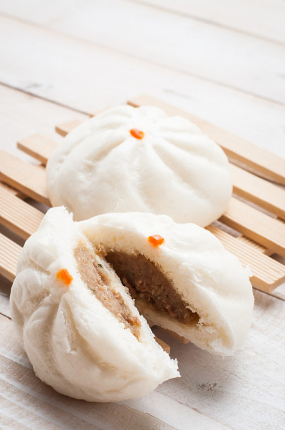 蒸叉烧包，中国包子