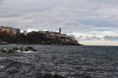 海岸和巴斯蒂亚的城堡