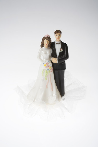 嫁给婚姻,