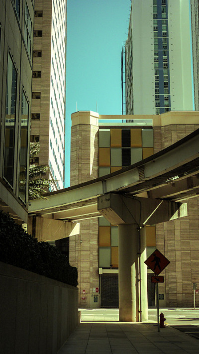 Building和Metromover铁路(迈阿密市中心)