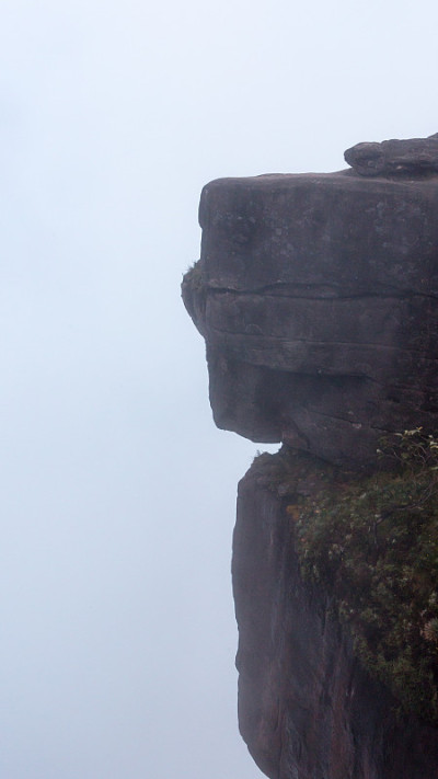 罗赖马山