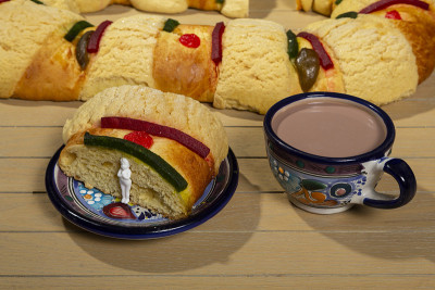 美味的rosca de reyes墨西哥传统。