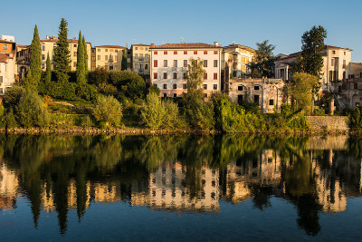 浅野del Grappa，反射，Brenta河