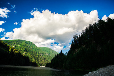 山湖