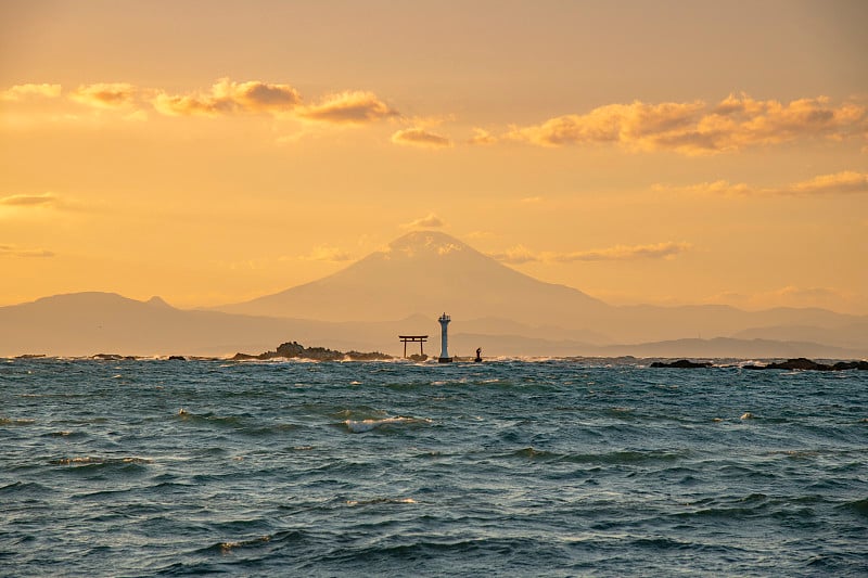 富士山和大海的美景