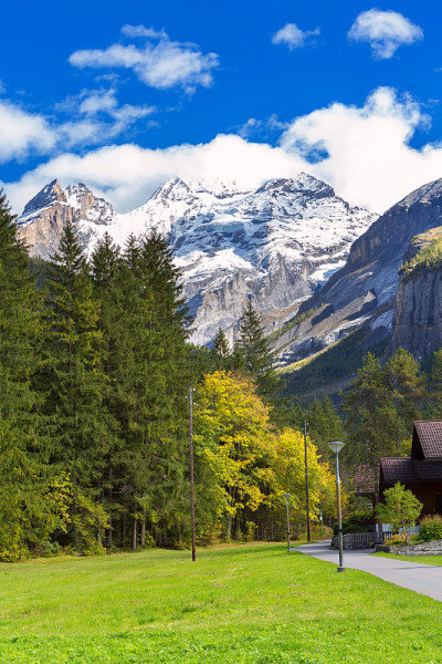 Kandersteg全景，雪山，瑞士