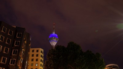莱茵塔的夜晚