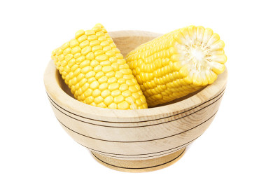 碗里的新鲜玉米
