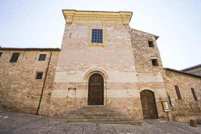 Spello。意大利翁布里亚的圣安德烈教堂