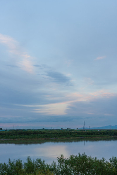 日落和石kari河