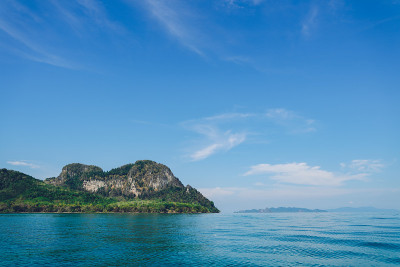 蓝色的大海和岛屿