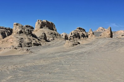 雅当-风蚀岩和基岩面-交替脊沟-柴达木沙漠-中国-0562